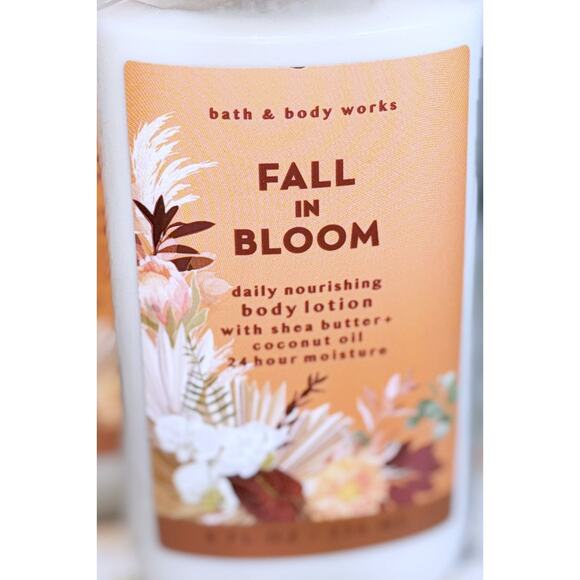 Bath & Body Works Fall in Bloom 8 oz Daily Nourishing Body Lotion x3 - Picture 3 of 4